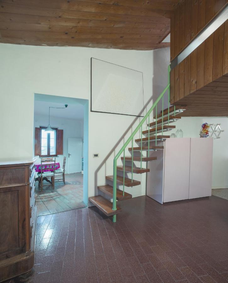Top Location Lucca Apartment Bagian luar foto