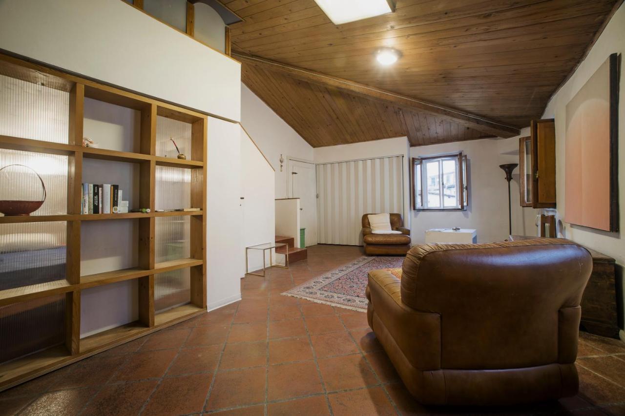 Top Location Lucca Apartment Bagian luar foto